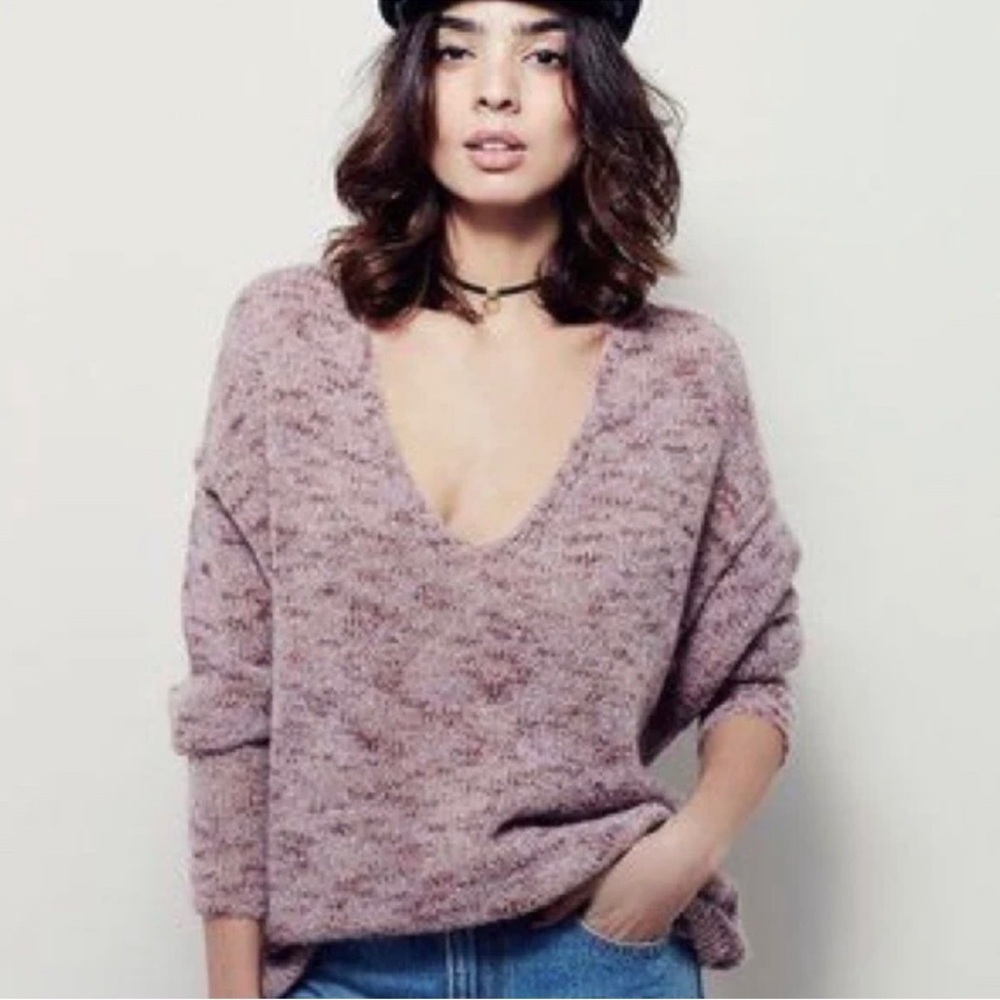 Free People Soft Pink V-Neck Sweater Size XS